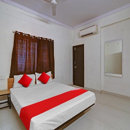 Hotel O Svr Silver Key Lingampalli Екстериор снимка