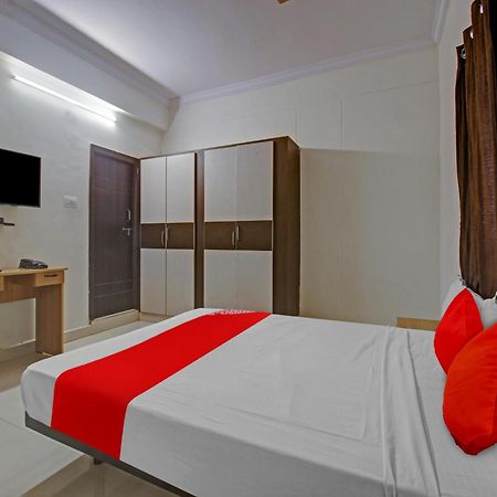Hotel O Svr Silver Key Lingampalli Екстериор снимка
